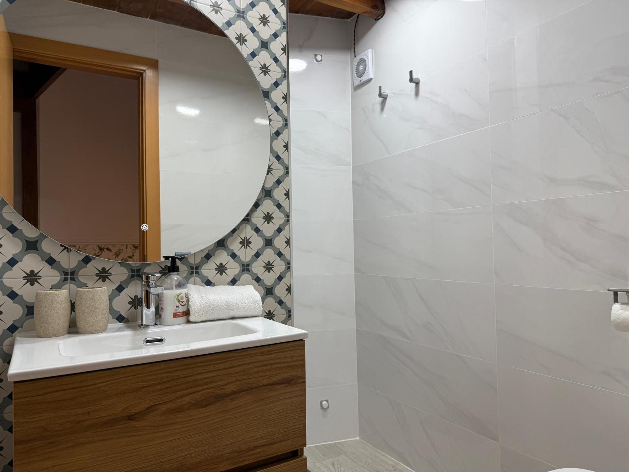 Amazing Apartment In Malaga Oldtown Calle Carreteria Free Wifi&Ac ภายนอก รูปภาพ